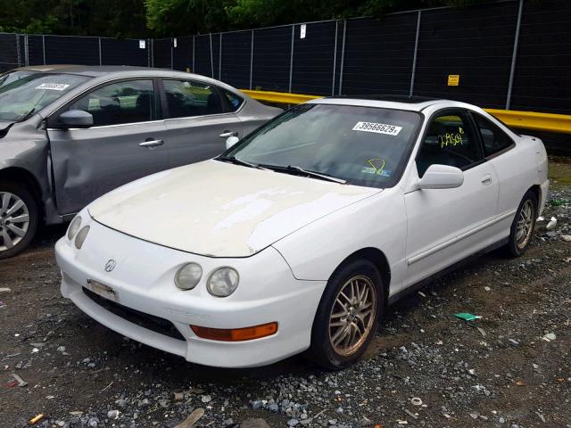 JH4DC4456YS015025 - 2000 ACURA INTEGRA LS WHITE photo 2