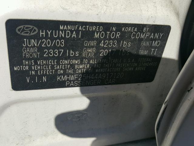 KMHWF25H44A917120 - 2004 HYUNDAI SONATA GL WHITE photo 10