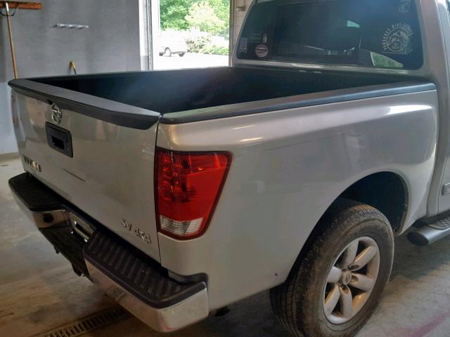 1N6AA0EJ9DN302850 - 2013 NISSAN TITAN S SILVER photo 9