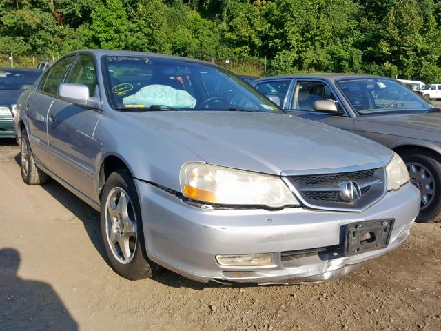 19UUA56602A045817 - 2002 ACURA 3.2TL SILVER photo 1