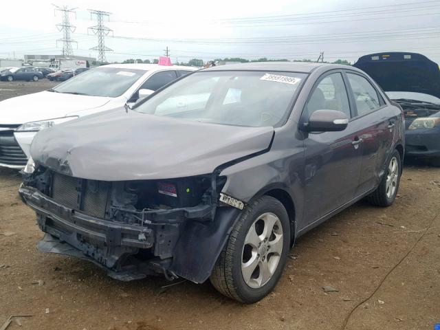 KNAFU4A29A5241319 - 2010 KIA FORTE EX GRAY photo 2