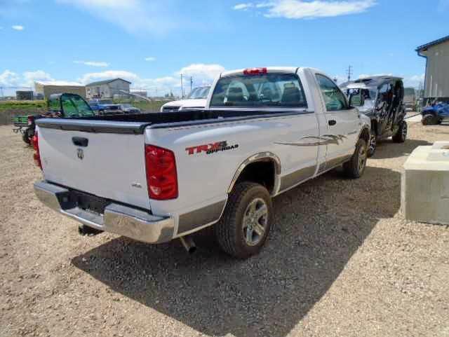 1D7HU16287J513139 - 2007 DODGE RAM 1500 S WHITE photo 4