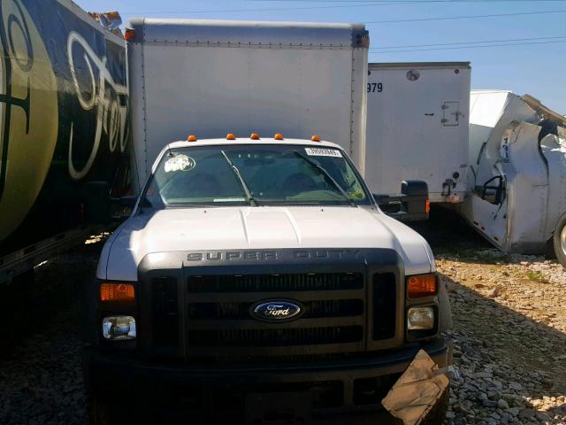 1FDAF56R68EC97419 - 2008 FORD F550 SUPER WHITE photo 9