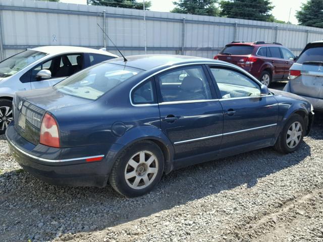 WVWPD63B74P248357 - 2004 VOLKSWAGEN PASSAT GLS GRAY photo 4