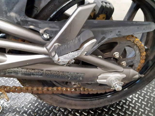 JKAEXEC139DA25707 - 2009 KAWASAKI EX650 C 黑色 照片 15