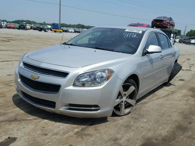 1G1ZC5E00CF309112 - 2012 CHEVROLET MALIBU 1LT SILVER photo 2