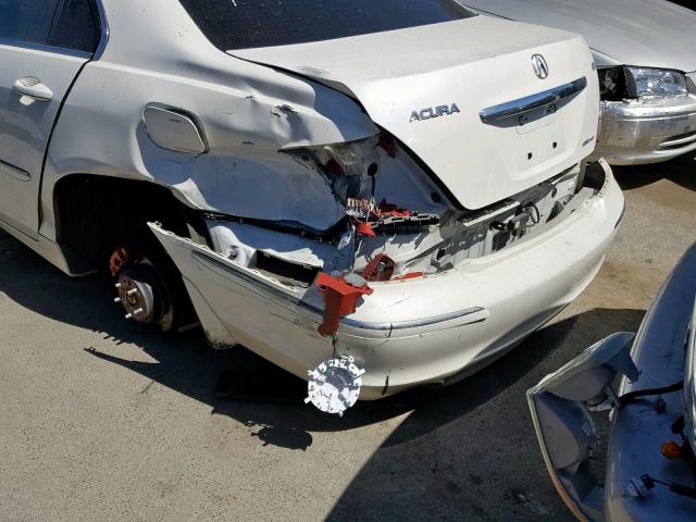 JH4KB16595C013085 - 2005 ACURA RL WHITE photo 9