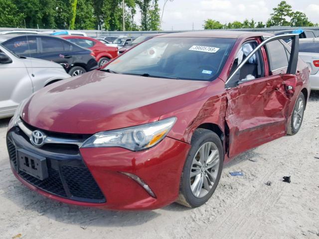 4T1BF1FK9FU966236 - 2015 TOYOTA CAMRY LE RED photo 2