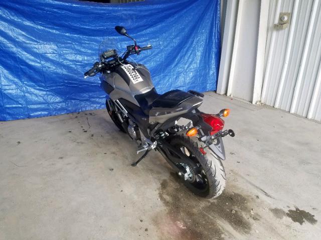 JH2RC6359CK002466 - 2012 HONDA NC700X SILVER photo 3