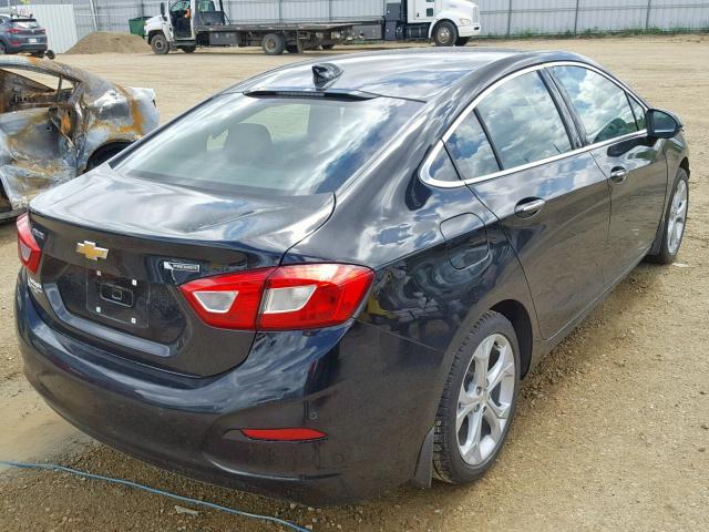 1G1BF5SM3J7188812 - 2018 CHEVROLET CRUZE PREM BLACK photo 4