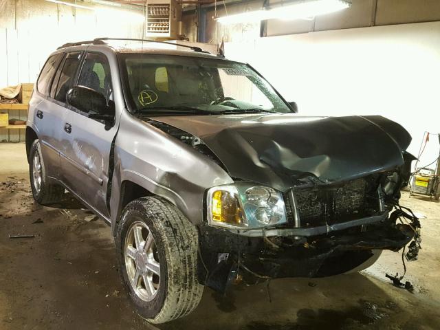 1GKDT13S182173915 - 2008 GMC ENVOY GRAY photo 1