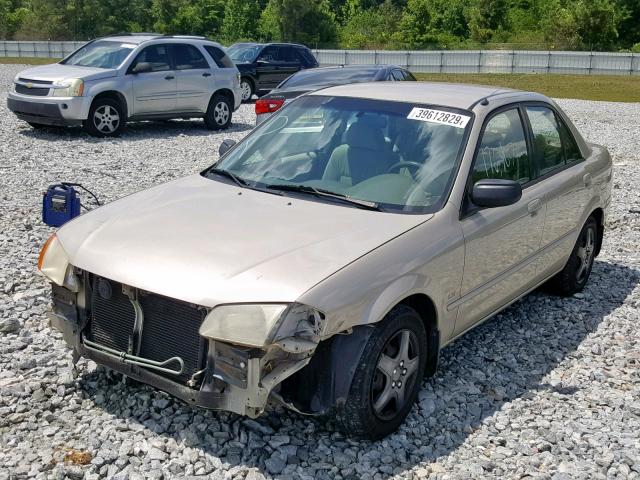 JM1BJ2228Y0201883 - 2000 MAZDA PROTEGE DX BEIGE photo 2