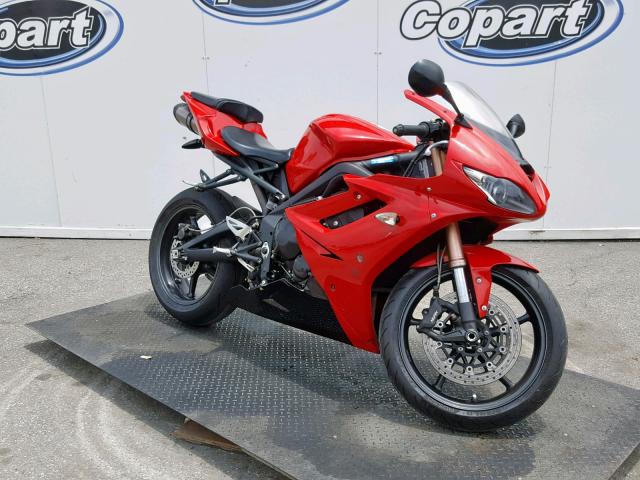 SMTD00NS5CT517391 - 2012 TRIUMPH MOTORCYCLE DAYTONA 67 RED photo 1