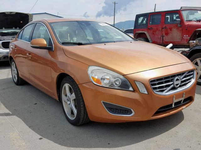 YV1622FSXC2041442 - 2012 VOLVO S60 T5 ORANGE photo 1