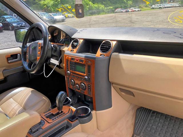 SALAA25445A302846 - 2005 LAND ROVER LR3 TAN photo 4