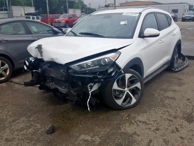 KM8J33A22HU271123 - 2017 HYUNDAI TUCSON LIM WHITE photo 2