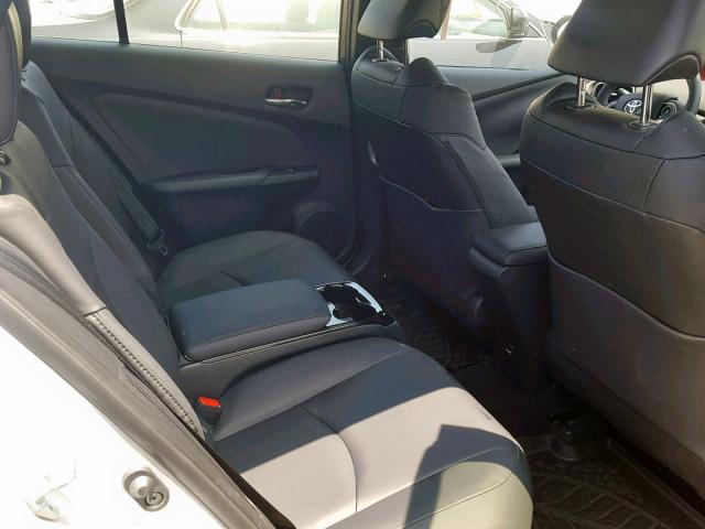 JTDKARFP2J3095630 - 2018 TOYOTA PRIUS PRIM 银色 照片 6