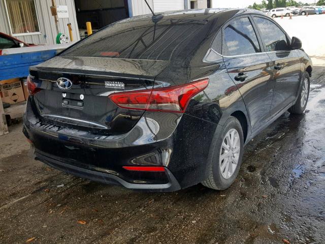 3KPC24A37KE044921 - 2019 HYUNDAI ACCENT SE BLACK photo 4