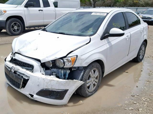 1G1JA5SH2C4109325 - 2012 CHEVROLET SONIC LS WHITE photo 2