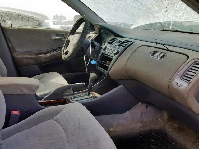 1HGCG56782A173581 - 2002 HONDA ACCORD SE SILVER photo 5