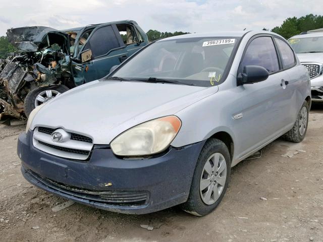 KMHCM36C88U063755 - 2008 HYUNDAI ACCENT GS SILVER photo 2