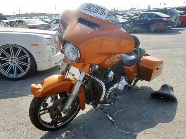 1HD1KRM33EB687119 - 2014 HARLEY-DAVIDSON FLHXS STRE ORANGE photo 2