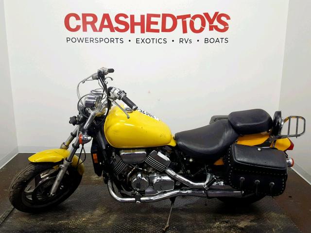 JH2RC4301TM201797 - 1996 HONDA VF750 C YELLOW photo 3