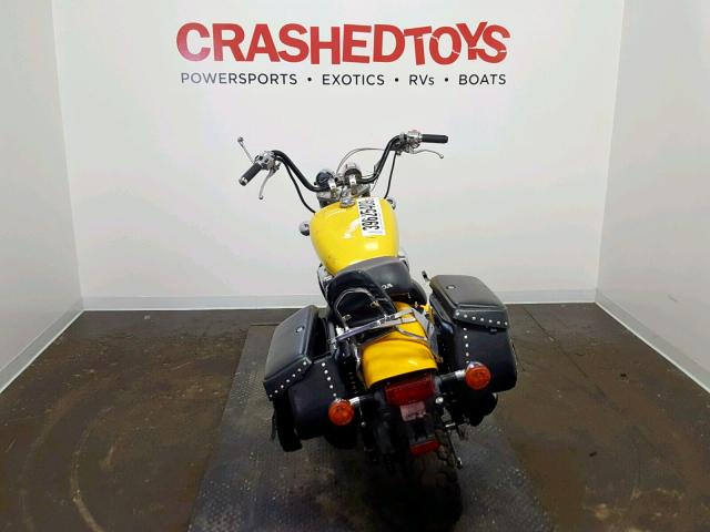 JH2RC4301TM201797 - 1996 HONDA VF750 C YELLOW photo 4