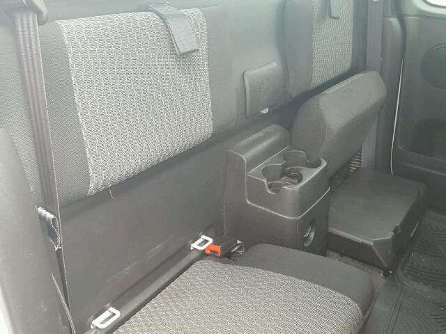 1GCESCDE3A8134401 - 2010 CHEVROLET COLORADO L WHITE photo 6