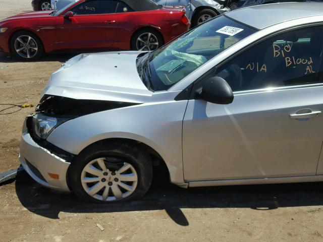 1G1PC5SH0B7215757 - 2011 CHEVROLET CRUZE LS SILVER photo 9