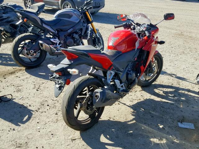 MLHMC4108D5303998 - 2013 HONDA CBR250 R RED photo 4