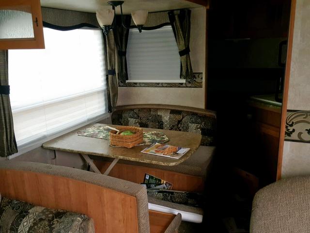 4YDT30020A1533500 - 2010 SPRN CAMPER TWO TONE photo 5