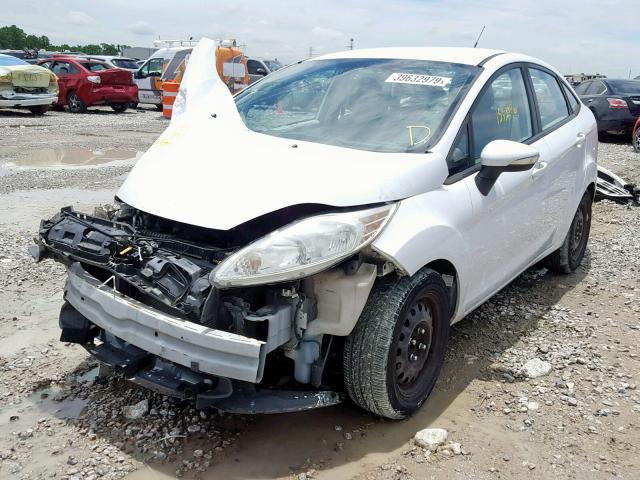 3FADP4BJ2DM176759 - 2013 FORD FIESTA SE WHITE photo 2