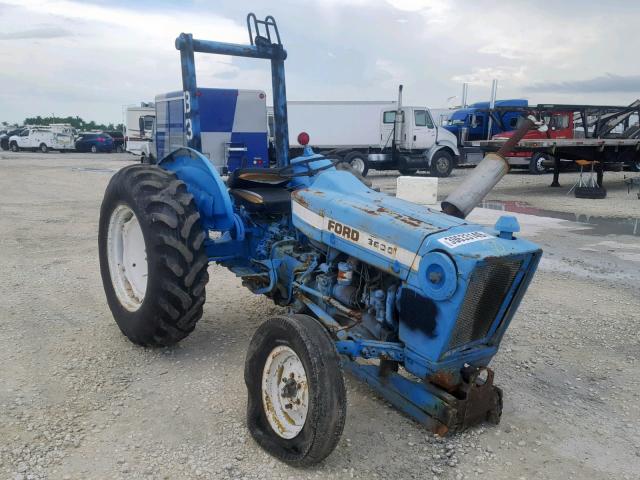 C544882 - 2000 FORD TRACTOR BLUE photo 1