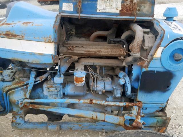 C544882 - 2000 FORD TRACTOR BLUE photo 7
