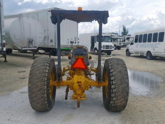 C413019 - 2000 FORD TRACTOR YELLOW photo 6