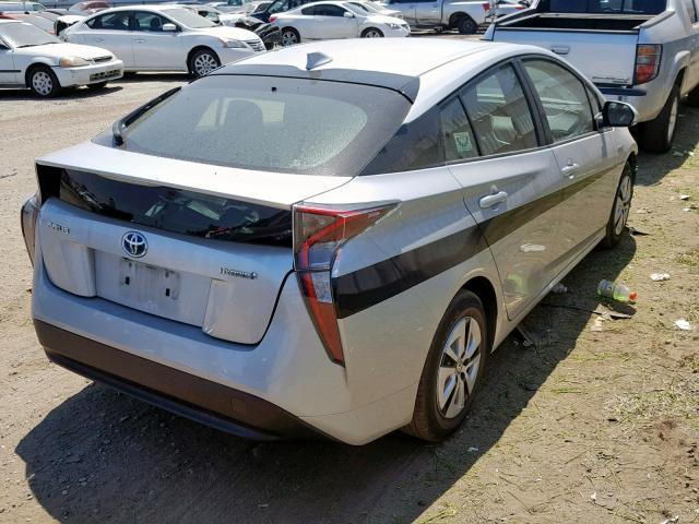 JTDKARFU6G3023117 - 2016 TOYOTA PRIUS SILVER photo 4