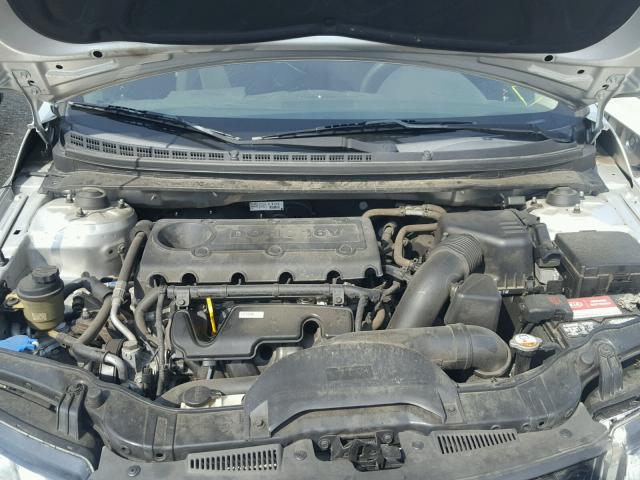 KNAFU6A20D5743202 - 2013 KIA FORTE EX SILVER photo 7