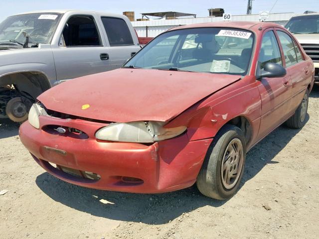 3FAFP13P0YR260565 - 2000 FORD ESCORT RED photo 2