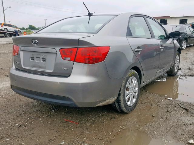 KNAFU4A27B5323521 - 2011 KIA FORTE EX GRAY photo 4