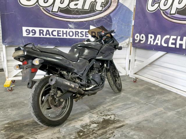 JKAEXVD13SA010286 - 1995 KAWASAKI EX500 D BLACK photo 4