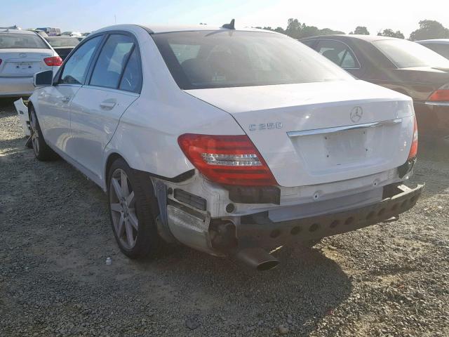 WDDGF4HB2EA960843 - 2014 MERCEDES-BENZ C 250 WHITE photo 3