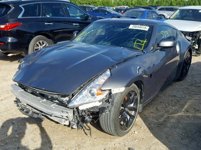 JN1AZ4EH5HM953990 - 2017 NISSAN 370Z BASE GRAY photo 2