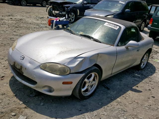 JM1NB353020220679 - 2002 MAZDA MX-5 MIATA SILVER photo 2