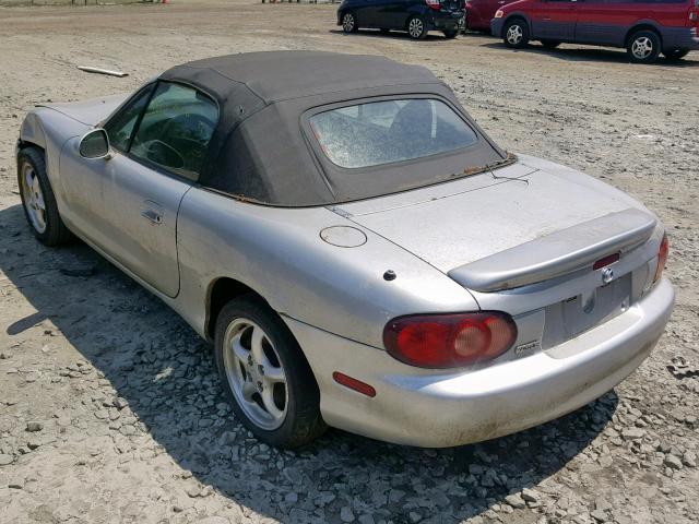 JM1NB353020220679 - 2002 MAZDA MX-5 MIATA SILVER photo 3