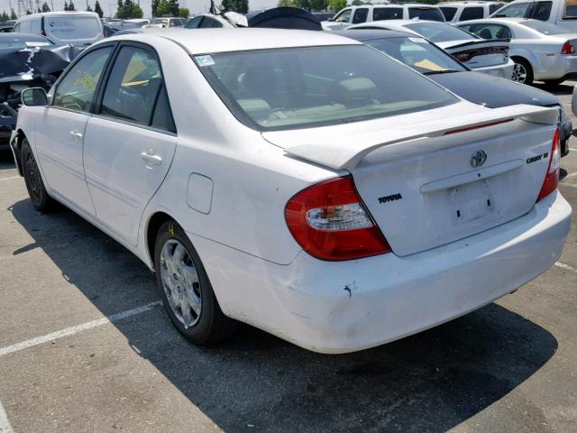 JTDBE32K120074671 - 2002 TOYOTA CAMRY LE SILVER photo 3