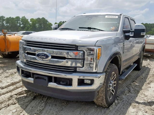 1FT7W2BT2HED41222 - 2017 FORD F250 SUPER SILVER photo 2