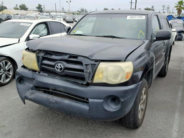 5TENX22N28Z518855 - 2008 TOYOTA TACOMA BLACK photo 2