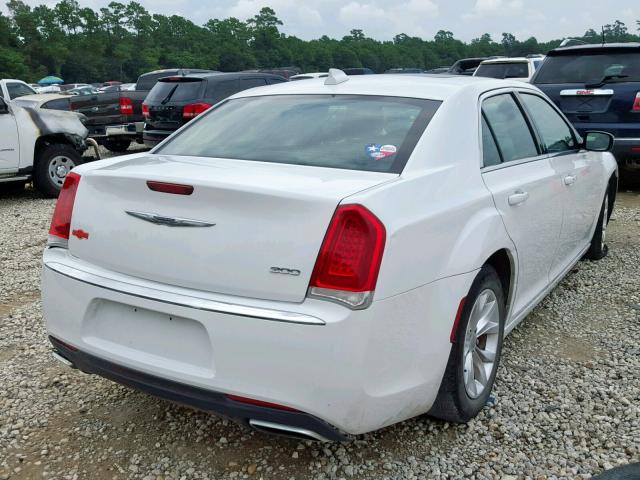 2C3CCAAGXGH151394 - 2016 CHRYSLER 300 LIMITE WHITE photo 4