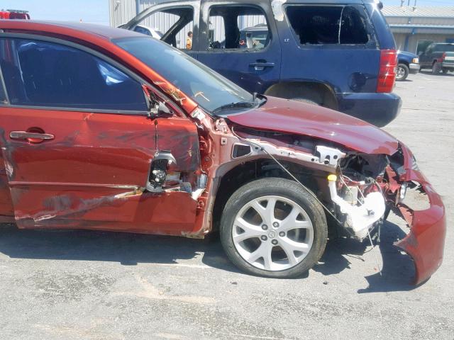 JM1BK32F281159517 - 2008 MAZDA 3 I RED photo 9